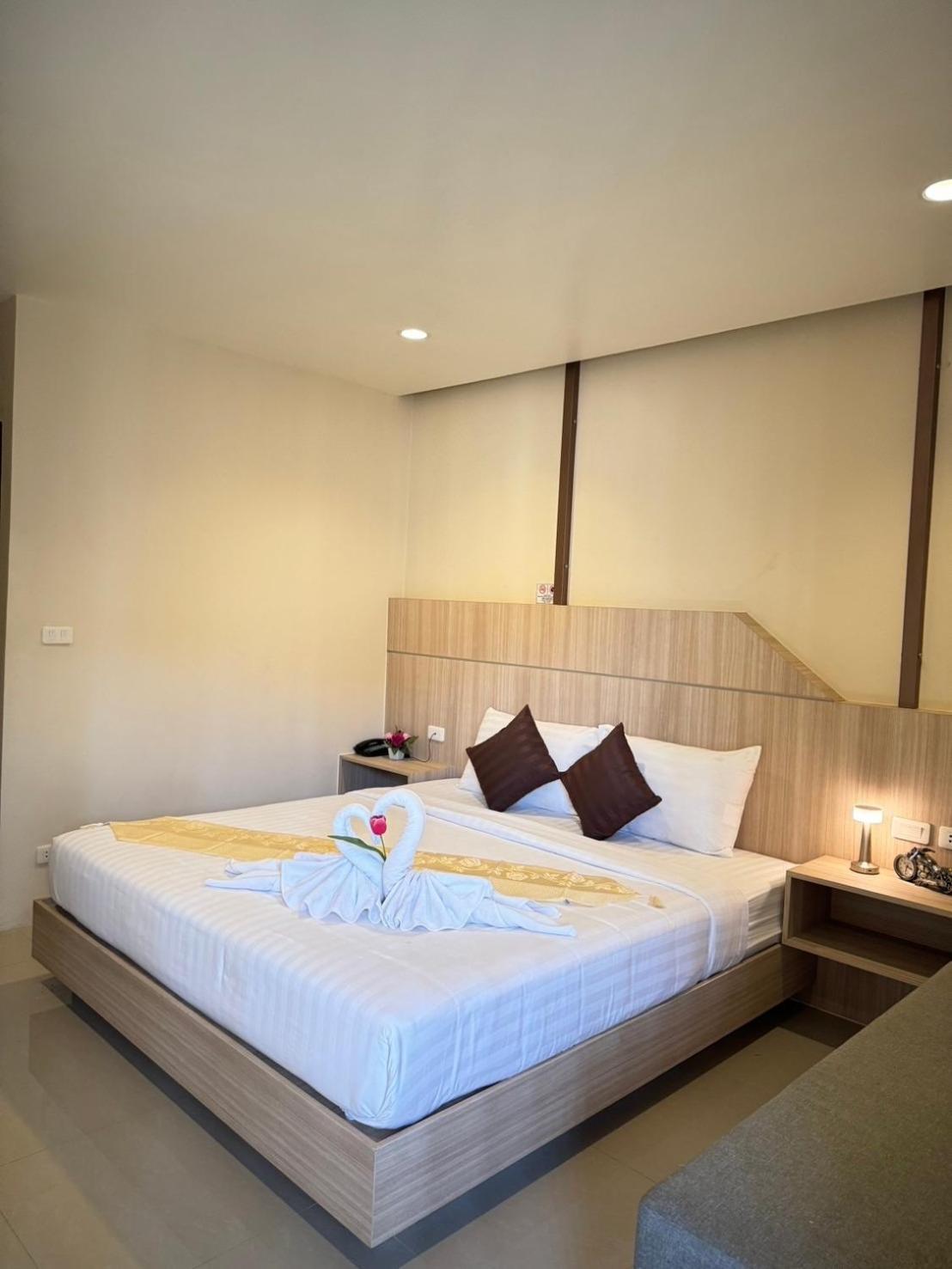 The Way Patong Hotel Extérieur photo