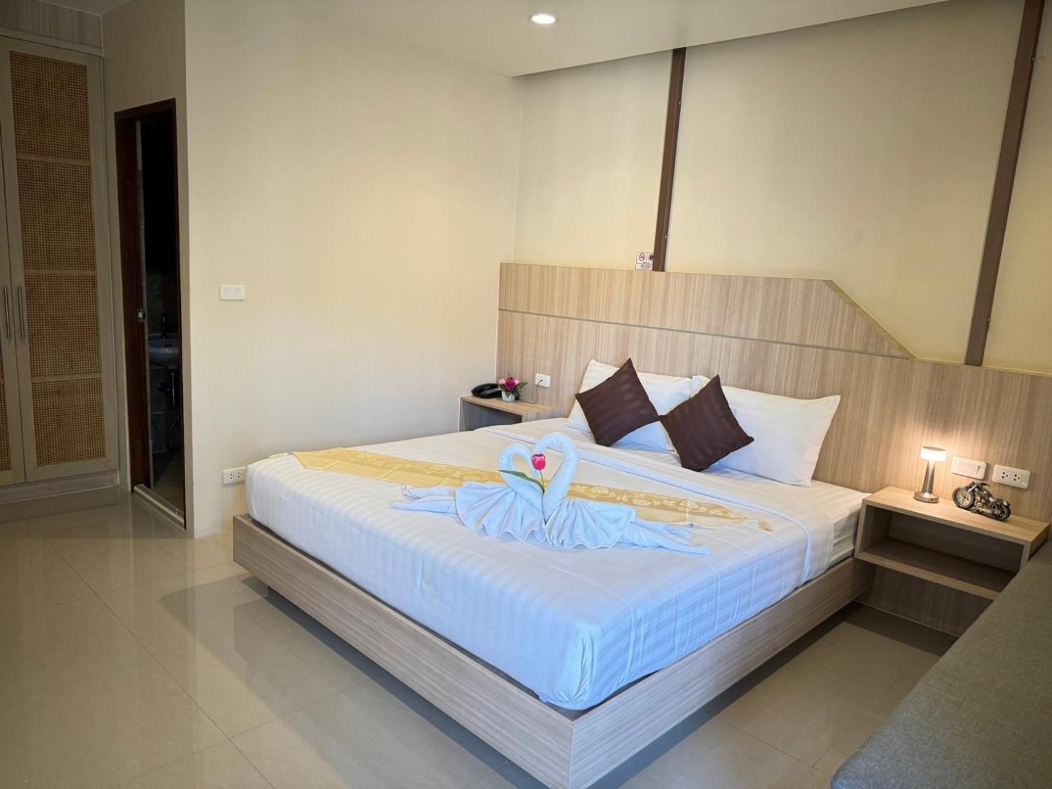 The Way Patong Hotel Extérieur photo