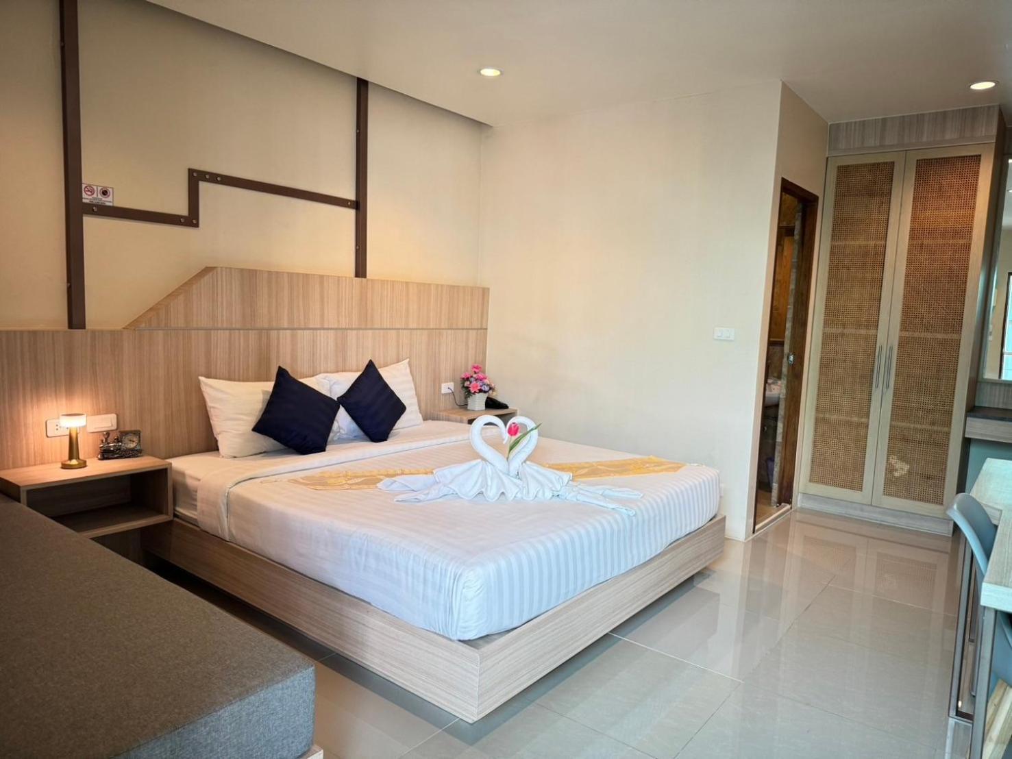 The Way Patong Hotel Extérieur photo